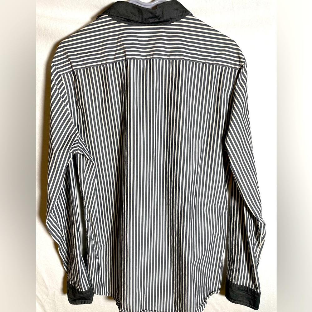 Men’s button down - Picture 2 of 2